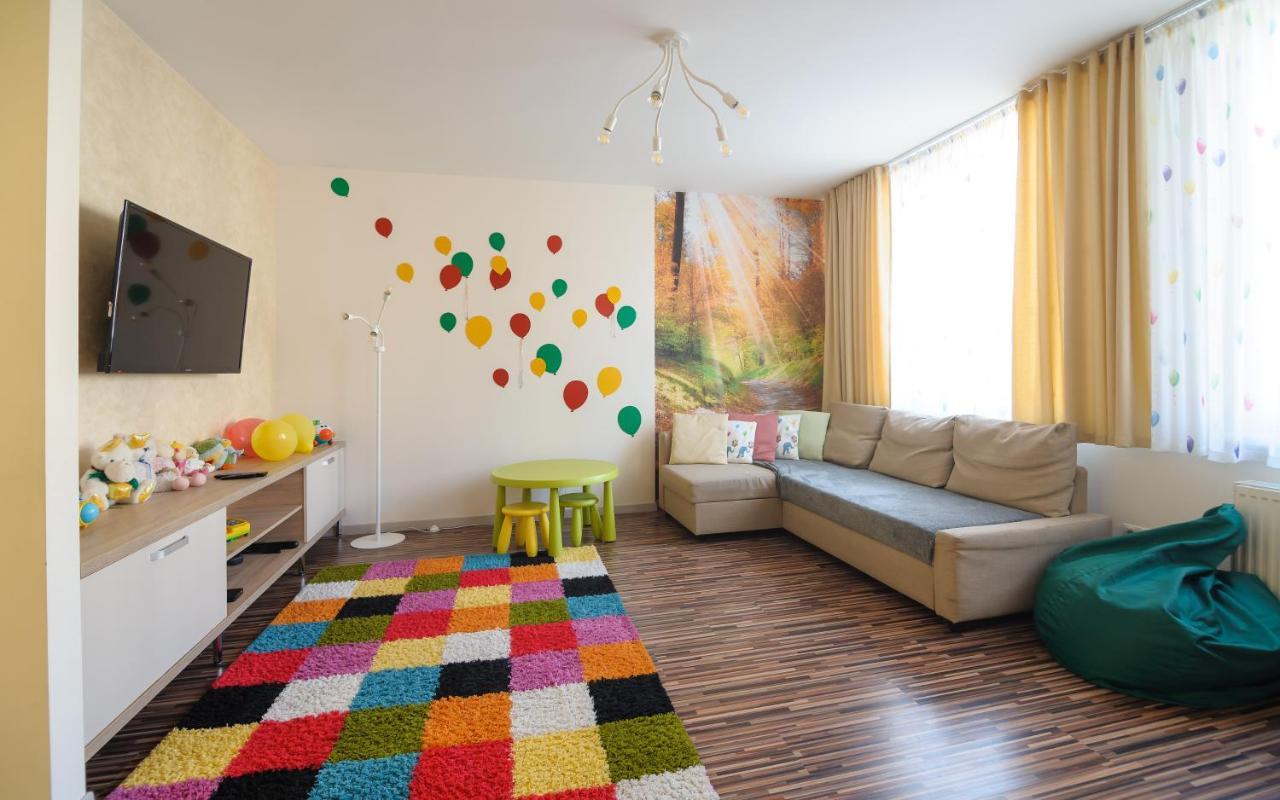 Colored Balloons - 3 Bedrooms, 3 Bathrooms, Equipped Large Apartments Lviv Extérieur photo