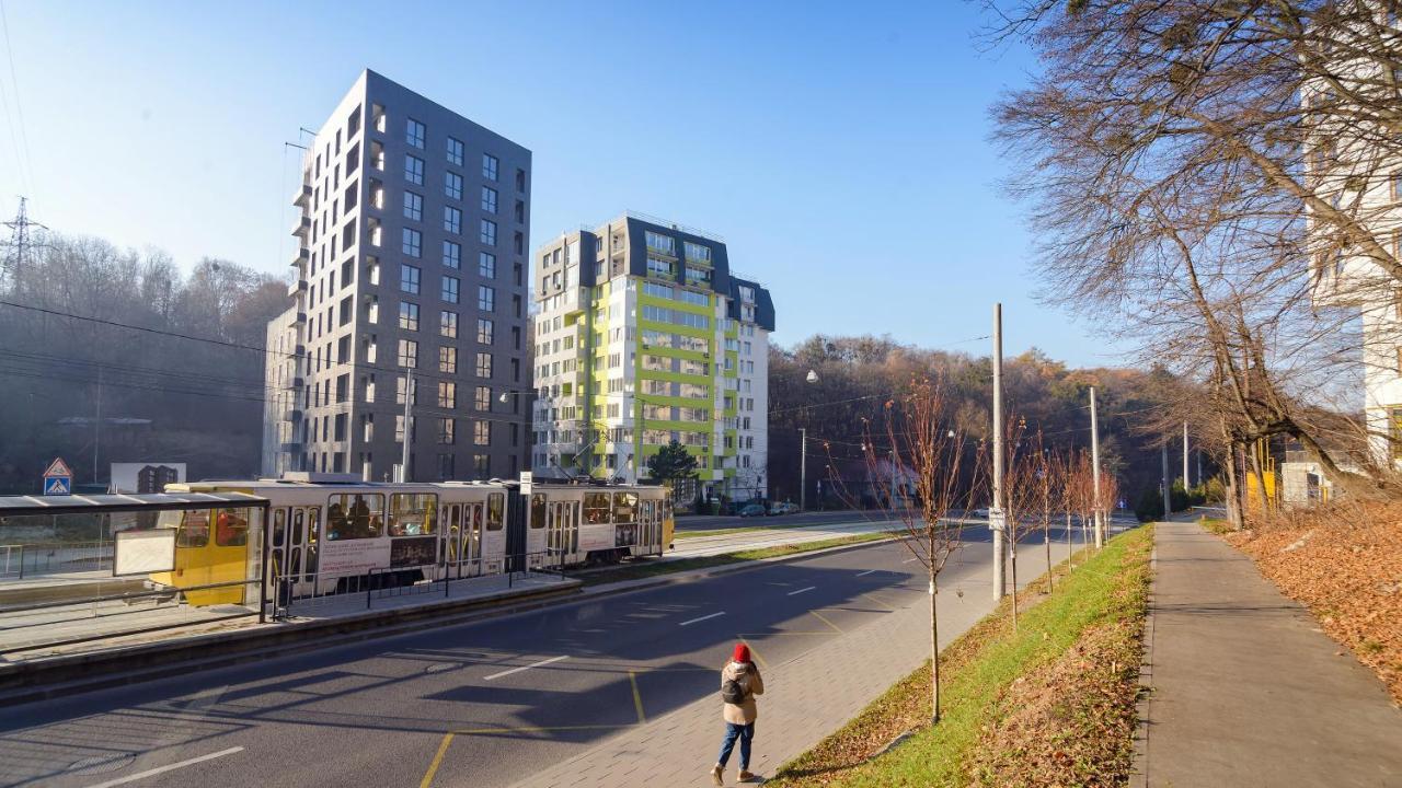 Colored Balloons - 3 Bedrooms, 3 Bathrooms, Equipped Large Apartments Lviv Extérieur photo